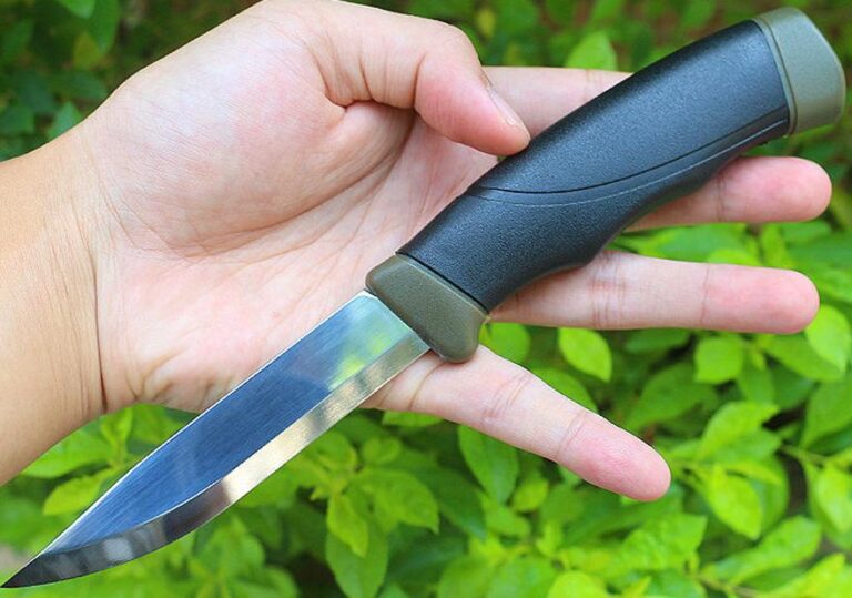 How to Polish a Knife? Simple & Effective Ways