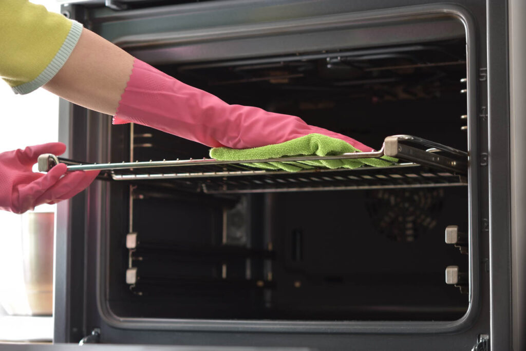 How to Clean Oven Racks?