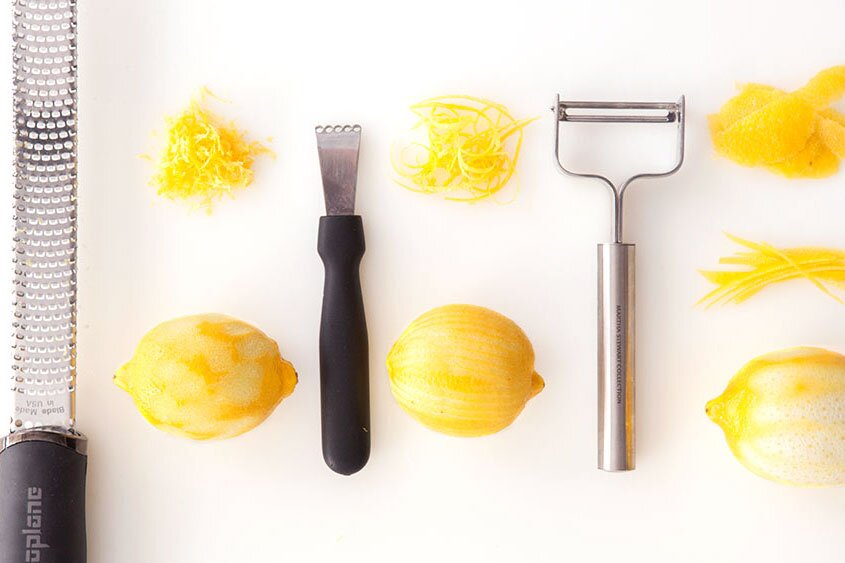 How To Zest A Lemon Without A Zester? [3 Easy Ways]