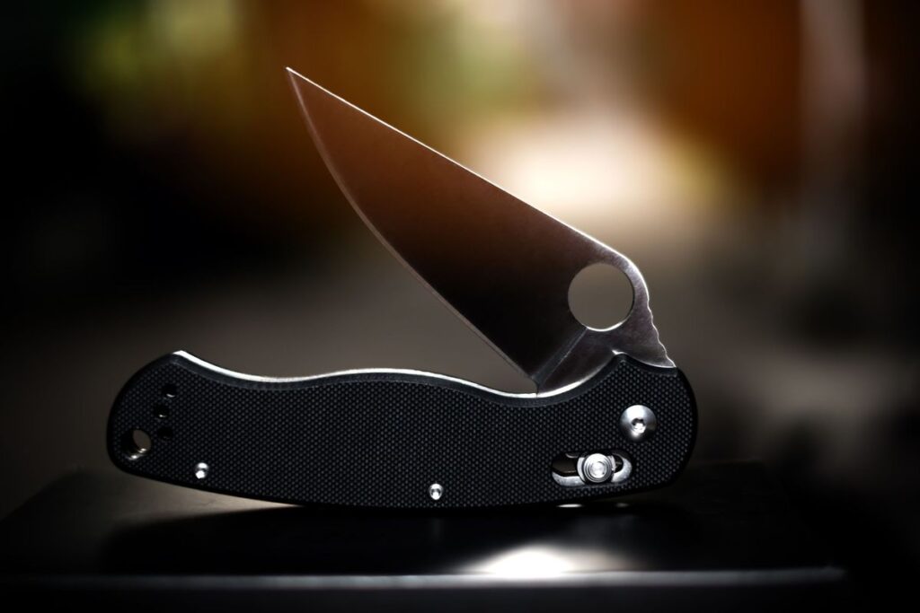 What Is A Gravity Knife? Everything You Should Know About Gravity Knife